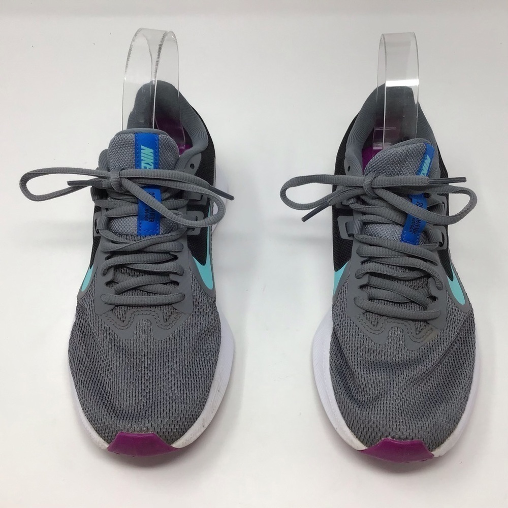 Nike Downshifter 9 Gray Running Sneaker - Picture 4 of 11